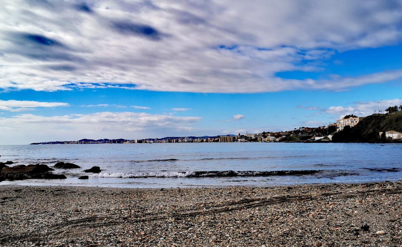 Photo de Playa de Torremuelle avec sable gris de surface