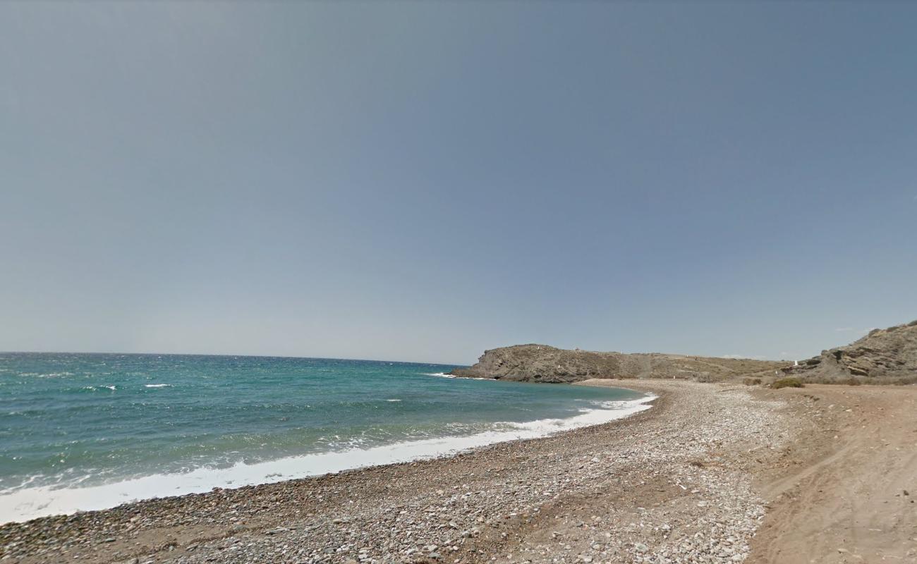 Photo de Playa Ballenato avec plusieurs moyennes baies