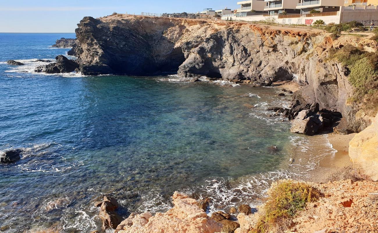 Photo de Playa de Paseo Acantilado avec sable gris avec caillou de surface