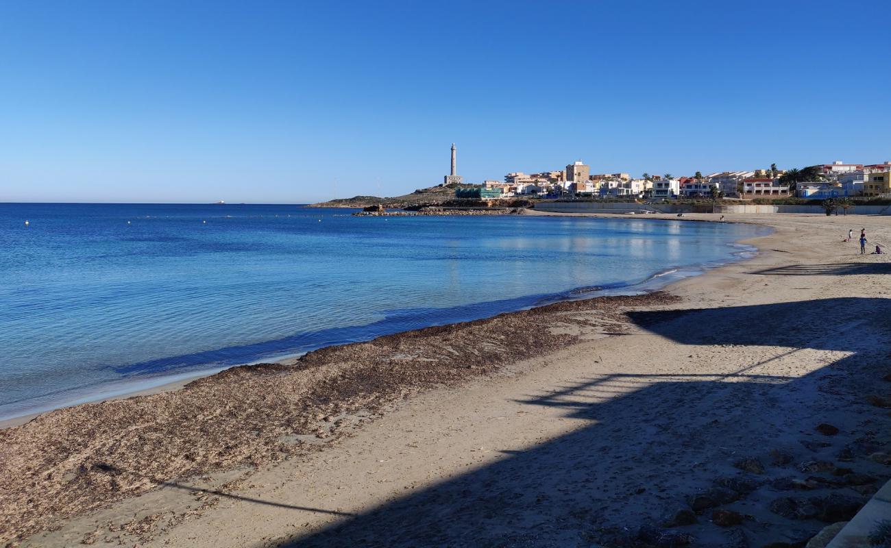 Photo de Playa de Levante avec sable gris de surface