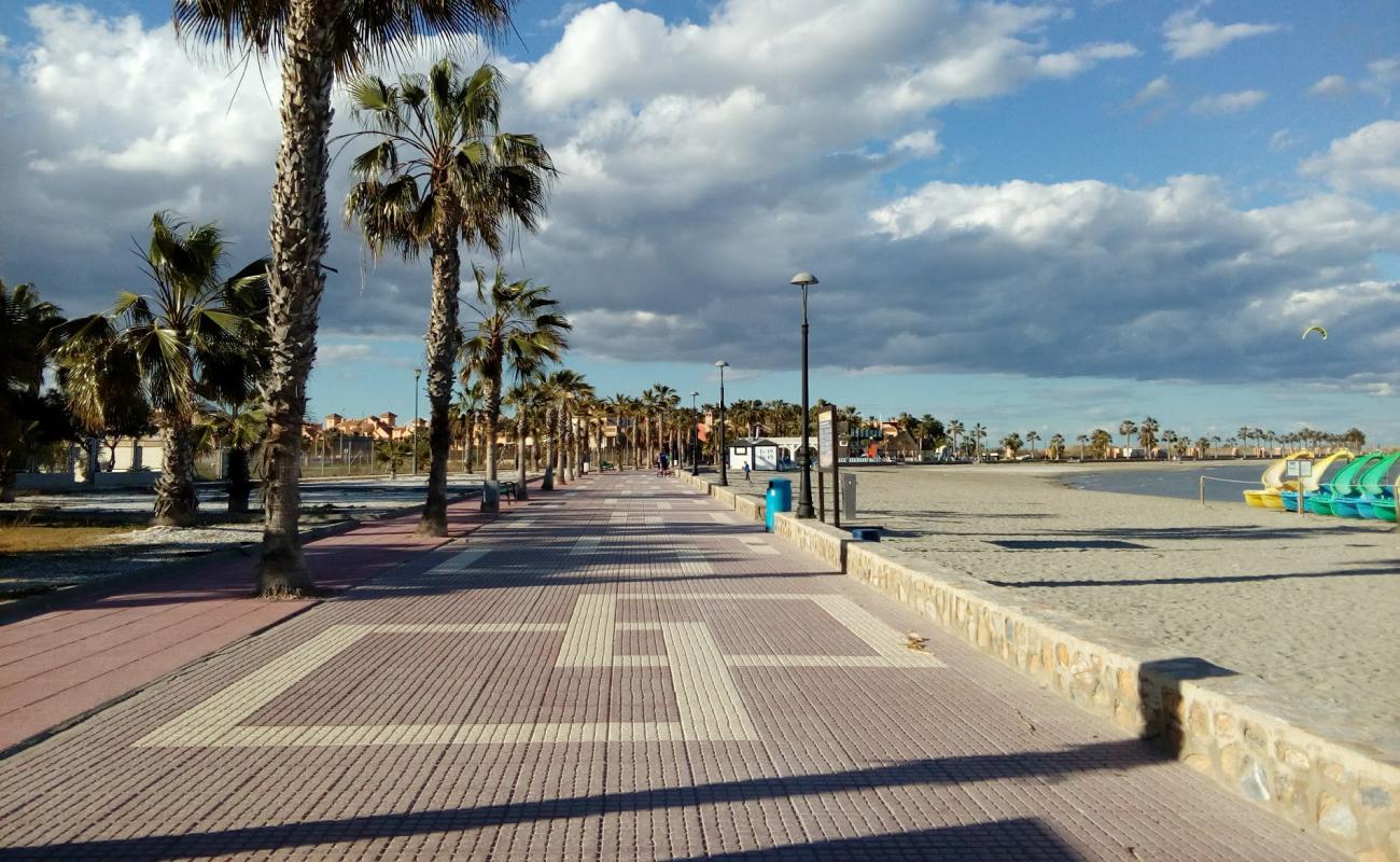 Photo de Playa de Las Salinas avec sable gris de surface