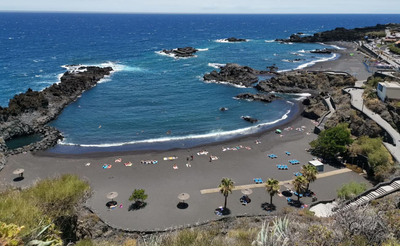 Photo de Playa de Los Cancajos avec sable noir de surface