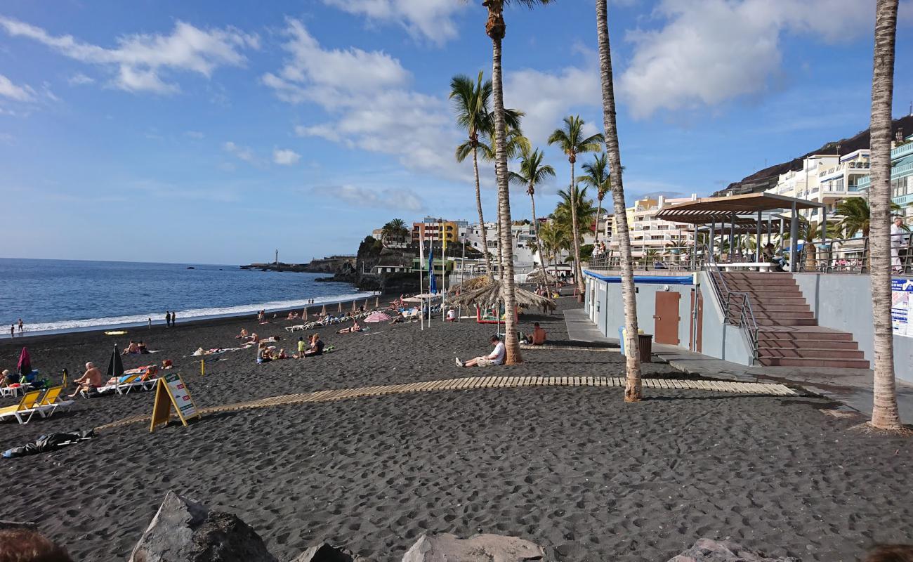 Photo de Puerto Naos beach avec sable noir de surface