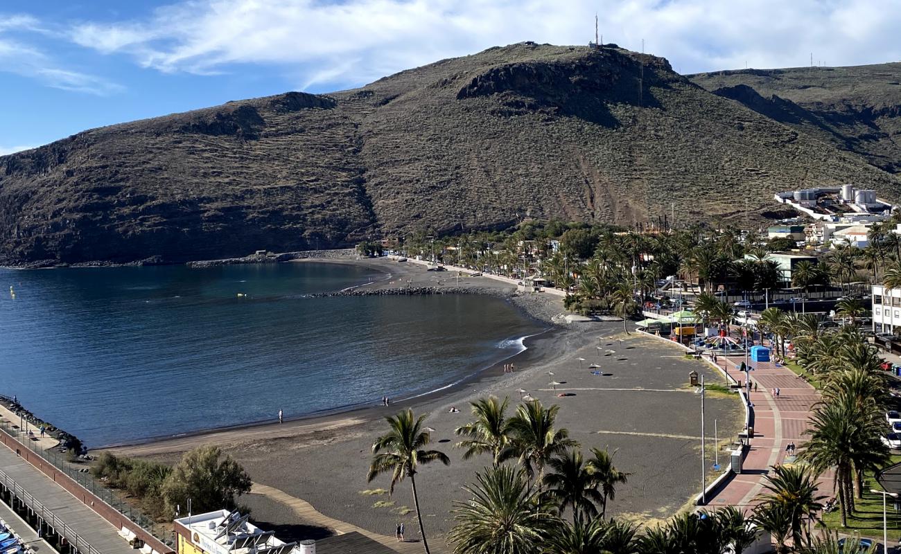 Photo de Playa San Sebastian avec sable gris de surface