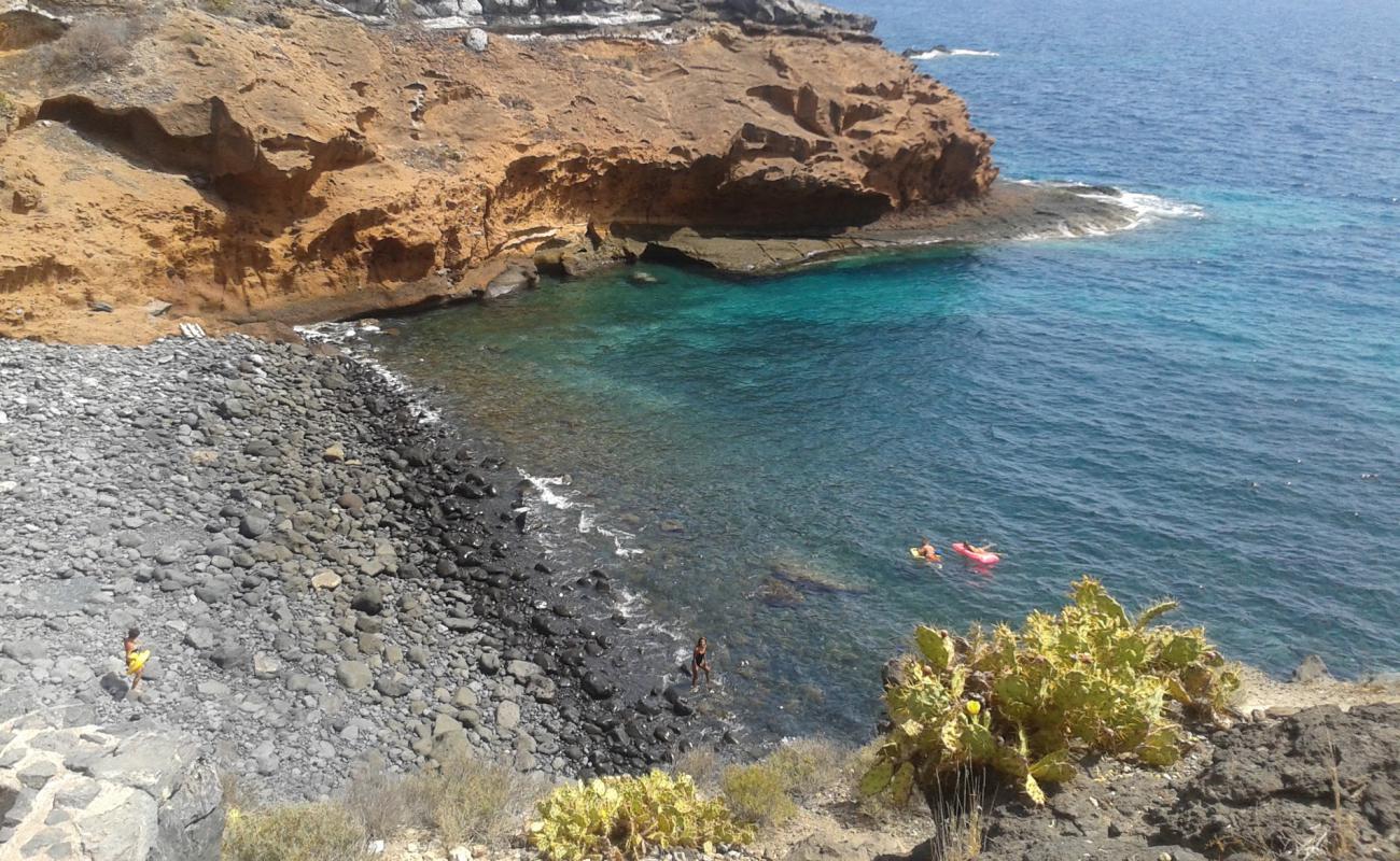 Photo de Playa Las Salinas avec roches de surface