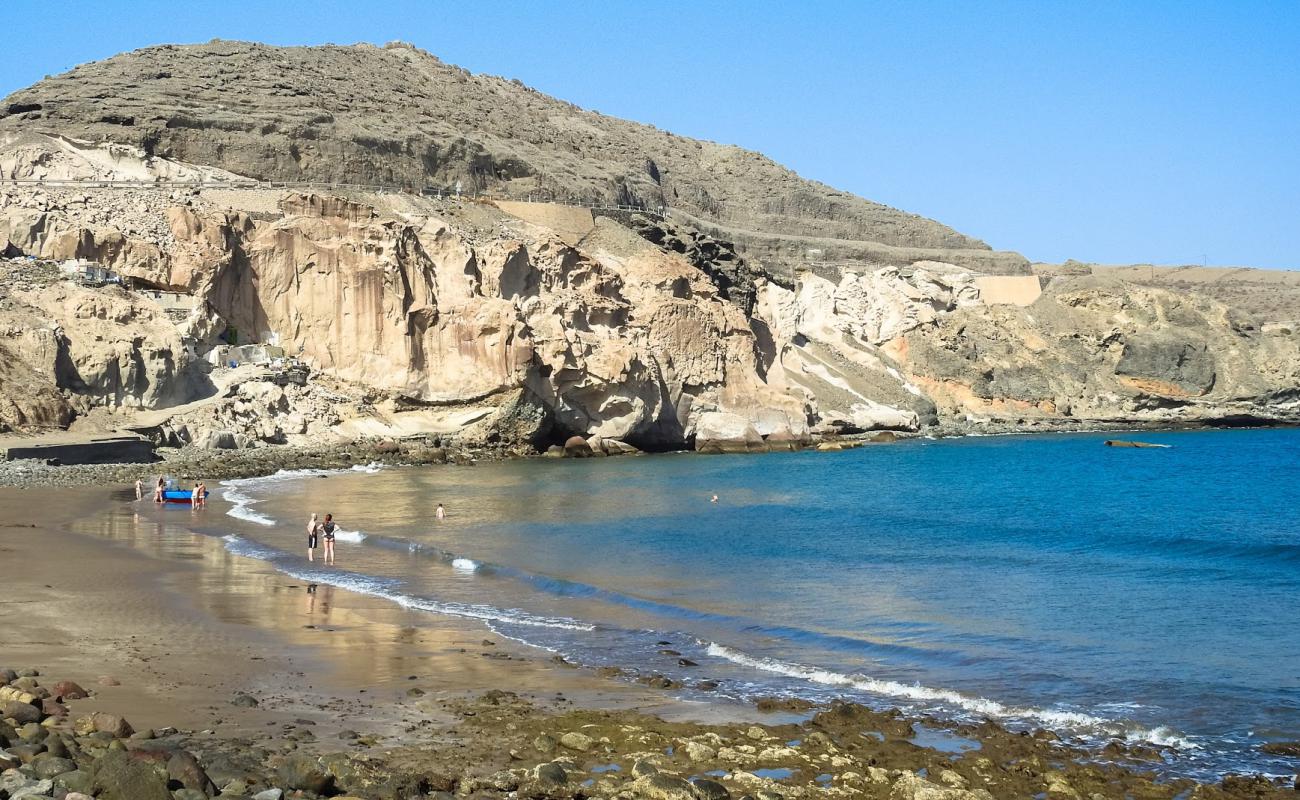 Photo de Playa Santa Agueda avec sable beige de surface