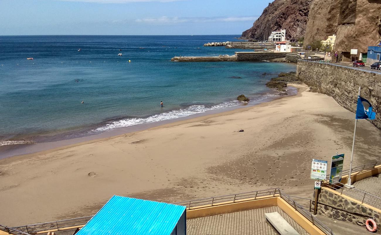 Photo de North Beach Sardina avec sable fin et lumineux de surface