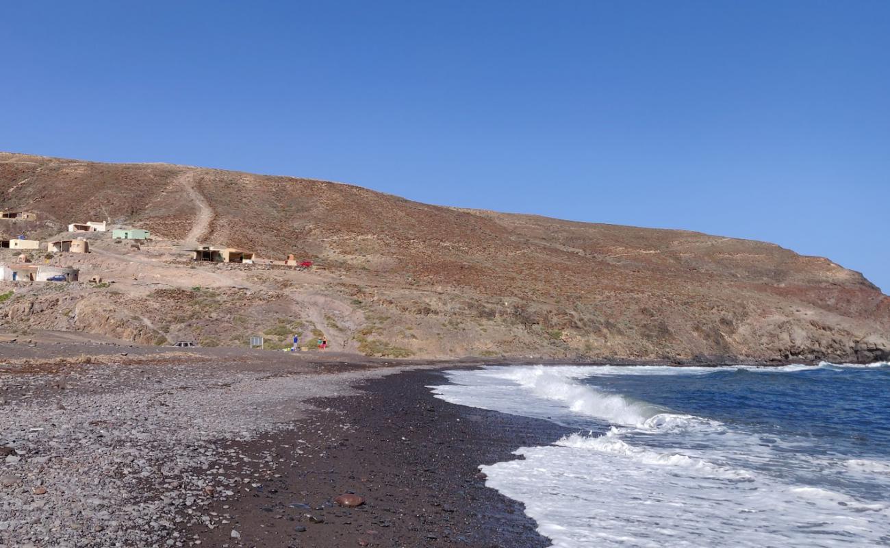 Photo de Playa de Gran Valle avec sable gris avec caillou de surface