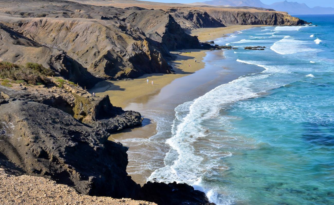 Photo de Playa del Viejo Reyes avec sable lumineux de surface