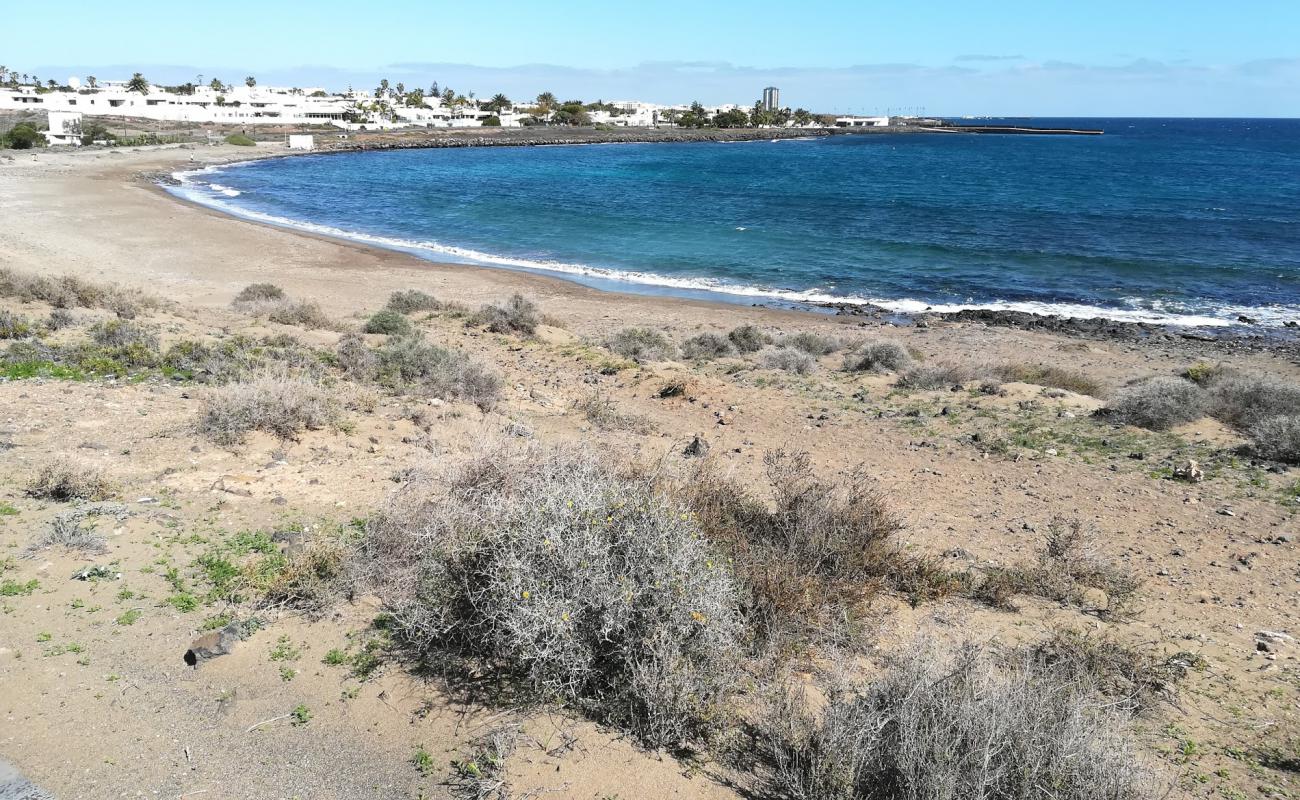 Photo de Playa del cable avec sable noir & galets de surface
