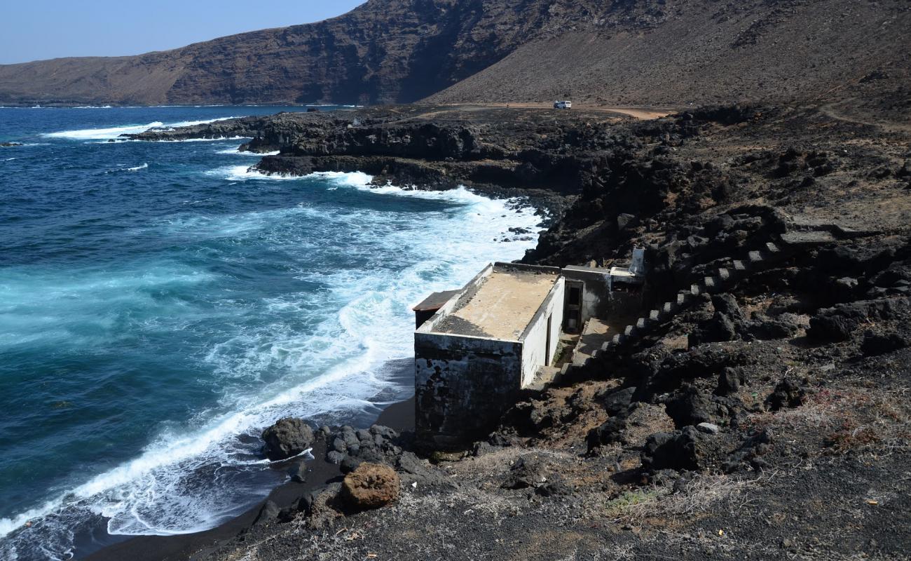 Photo de Playa Teneza avec terrain rocheux de surface