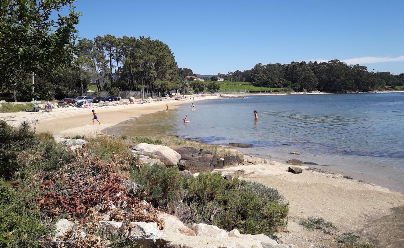 Photo de Seinas beach avec sable lumineux de surface