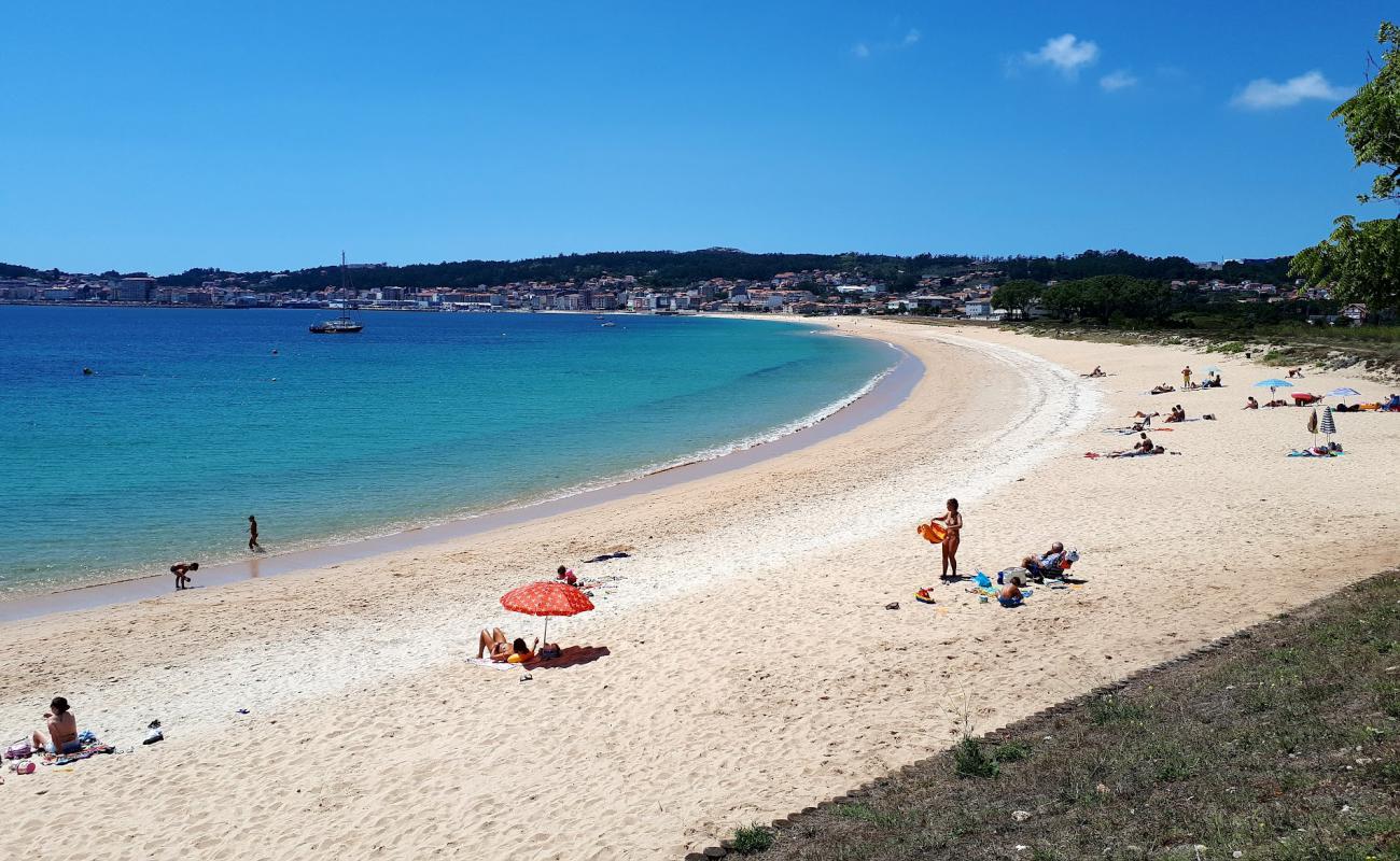 Photo de Coroso beach avec sable lumineux de surface