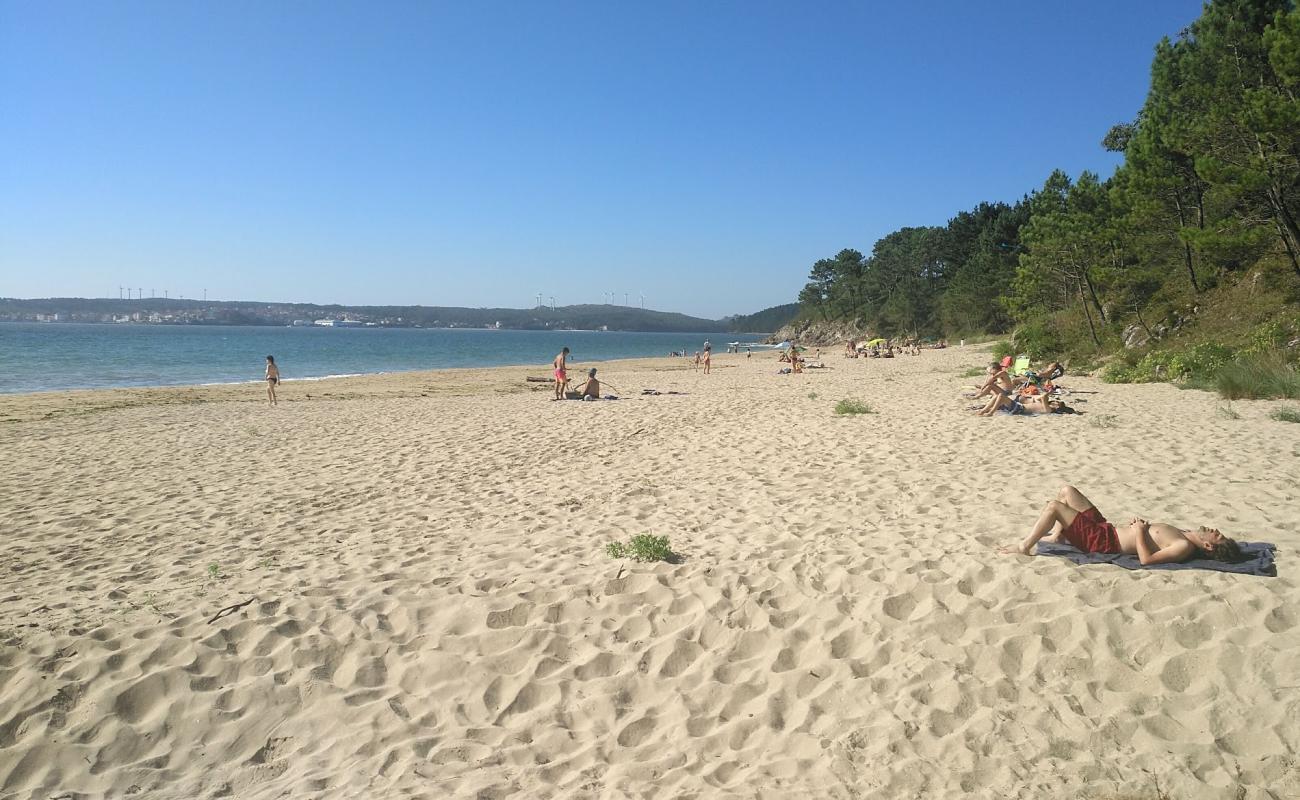 Photo de Praia Barreira avec sable fin blanc de surface