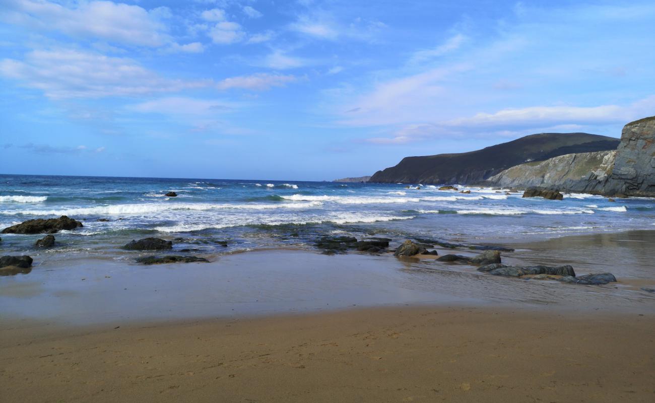 Photo de Playa do Picon avec sable fin et lumineux de surface