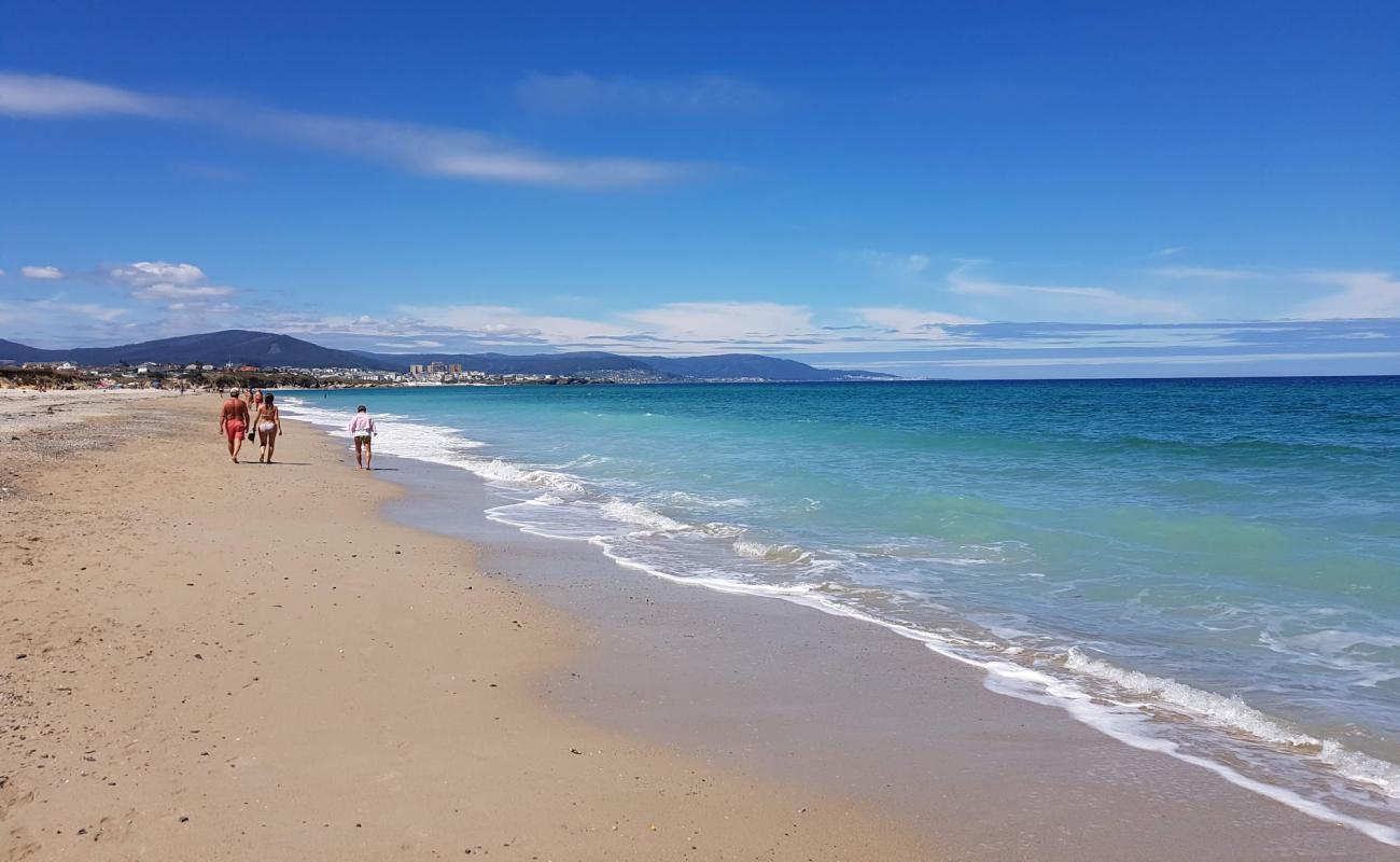 Photo de Praia de Coto avec sable lumineux de surface