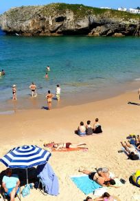 Llanes