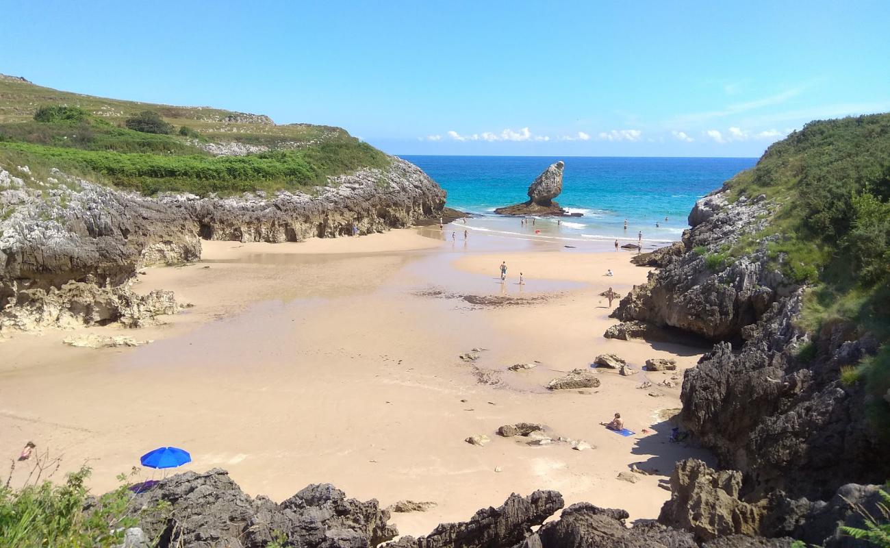 Photo de Playa Entremares avec sable beige fin de surface