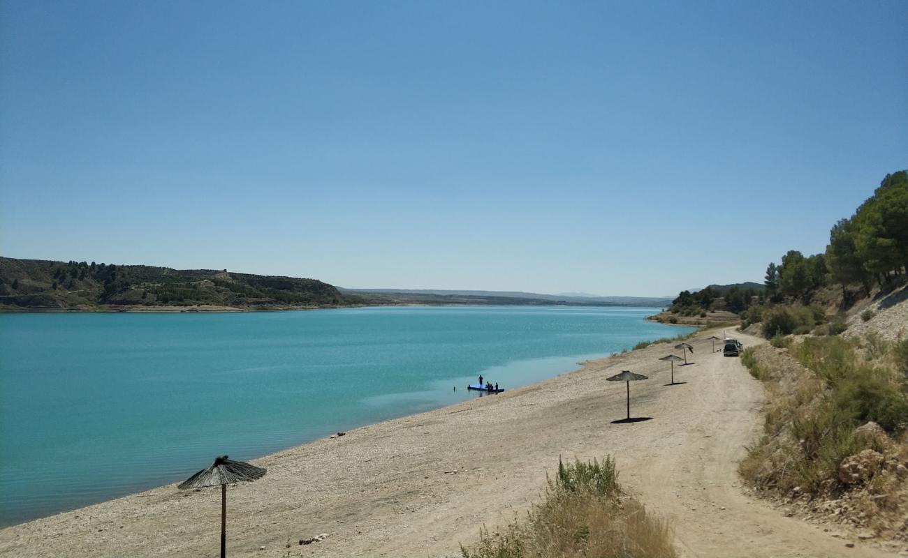 Photo de Playas El Negratin avec sable clair avec caillou de surface