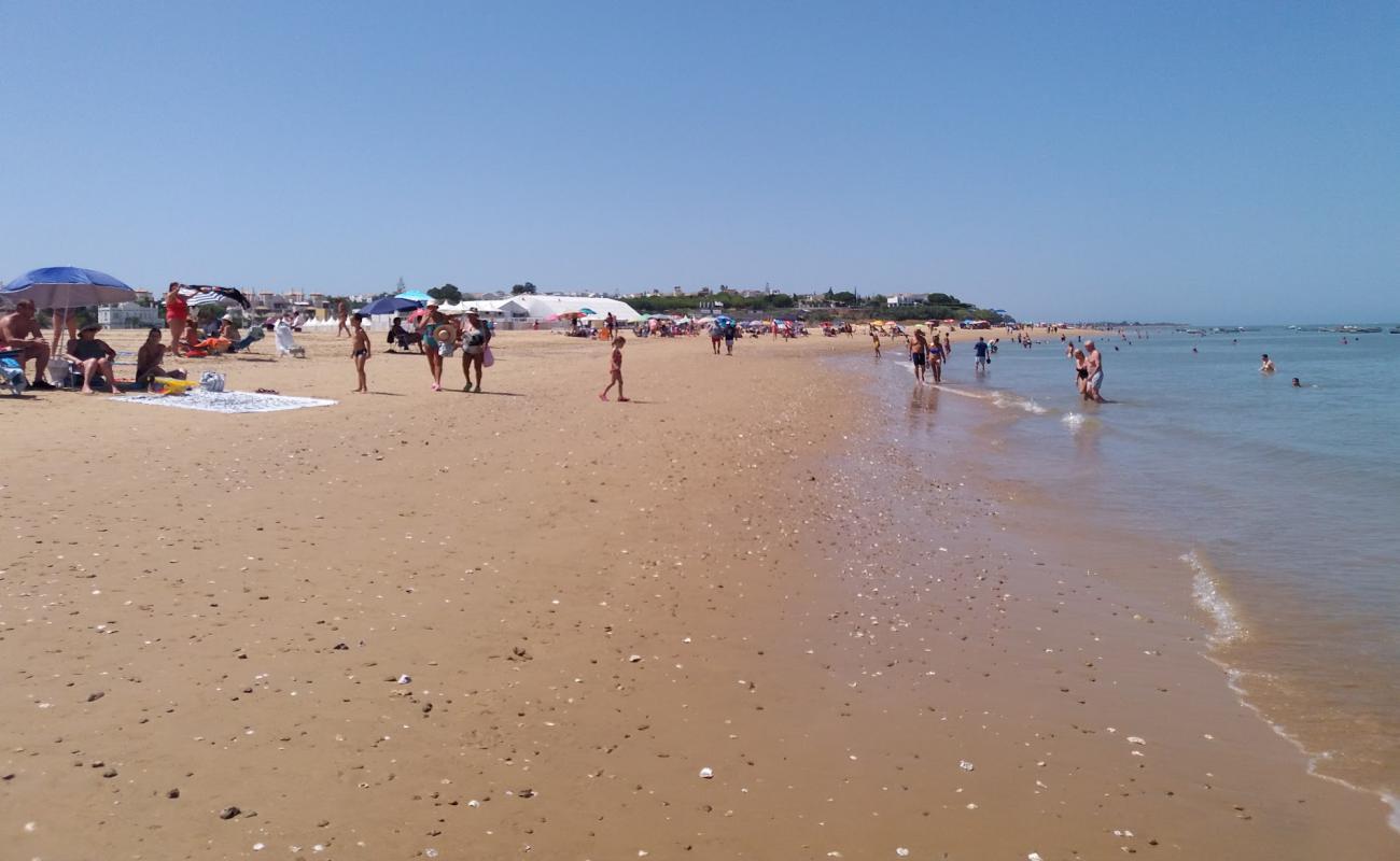 Photo de Playa de las Piletas avec sable lumineux de surface