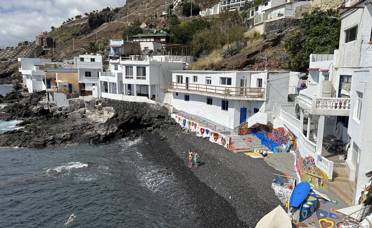 Photo de Playa de Berruguete avec caillou gris de surface