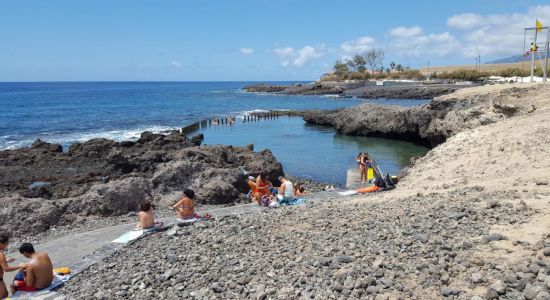 Piscinas naturales Alcala Beach