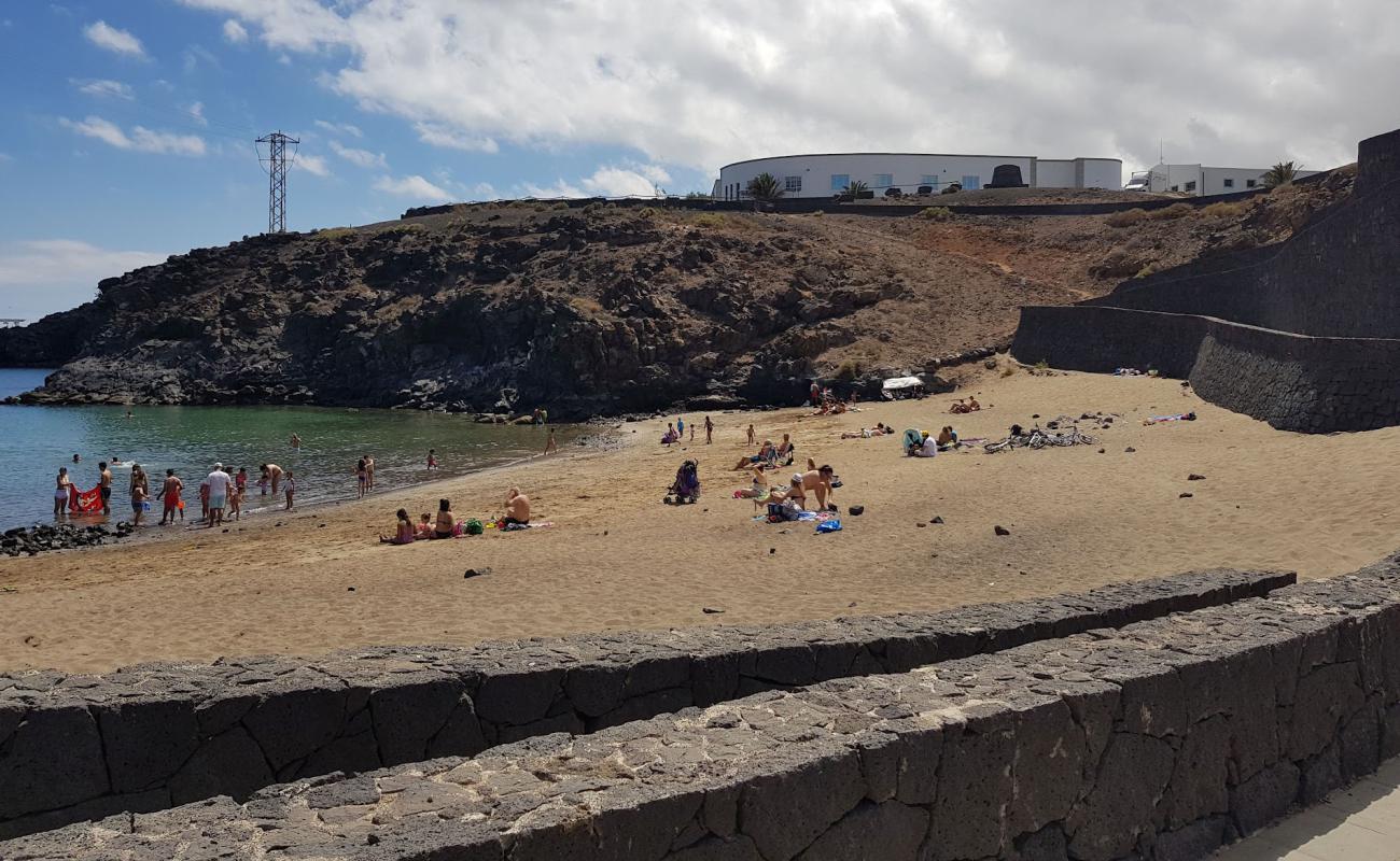 Photo de Playa de la Arena avec sable lumineux de surface