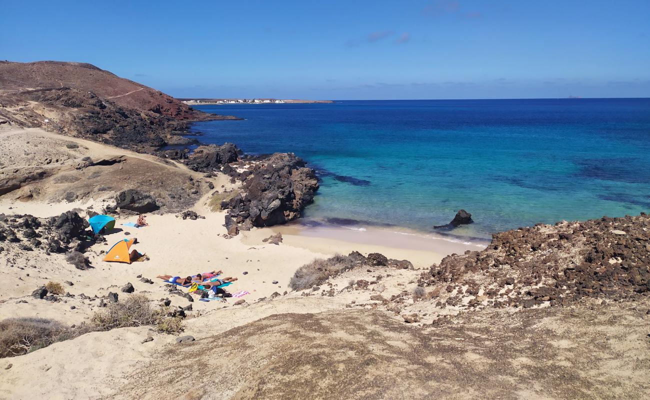Photo de Playa Barranco de los Conejos avec sable beige de surface