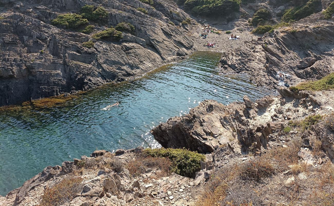 Photo de Cala Fredosa avec galets gris de surface