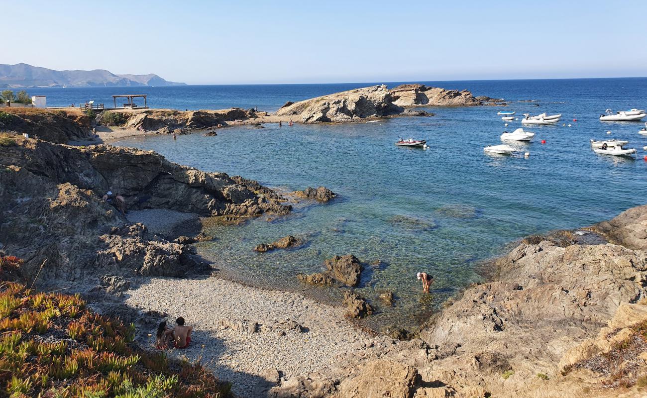 Photo de Platja de Cap de Bol avec galets gris de surface