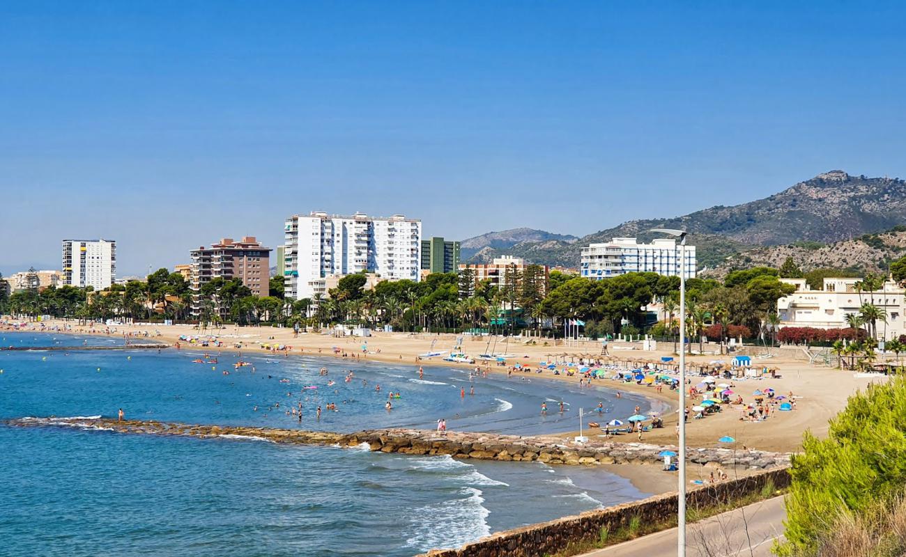 Photo de Platja Voramar avec sable lumineux de surface