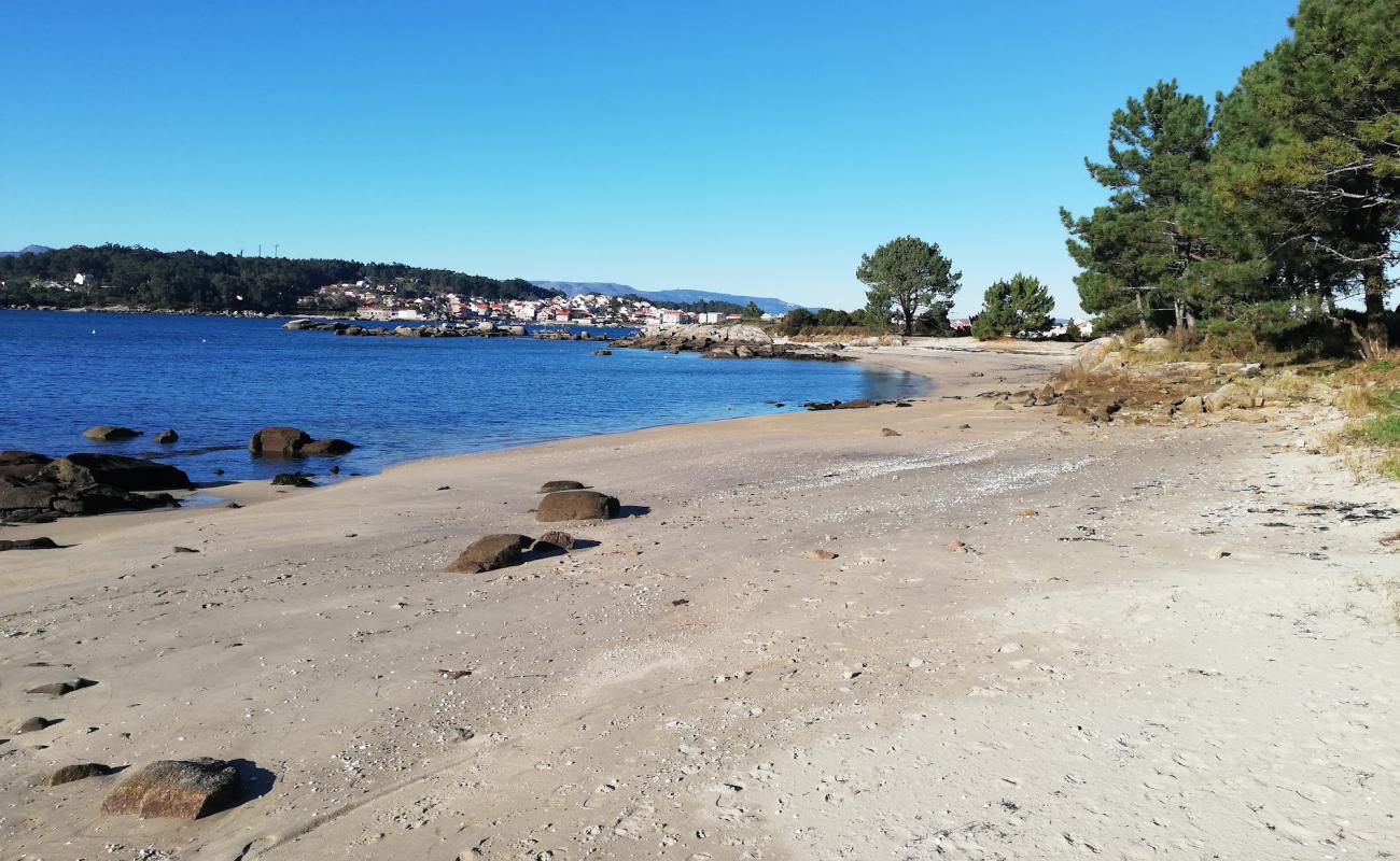 Photo de Praia de Gradin avec sable lumineux de surface