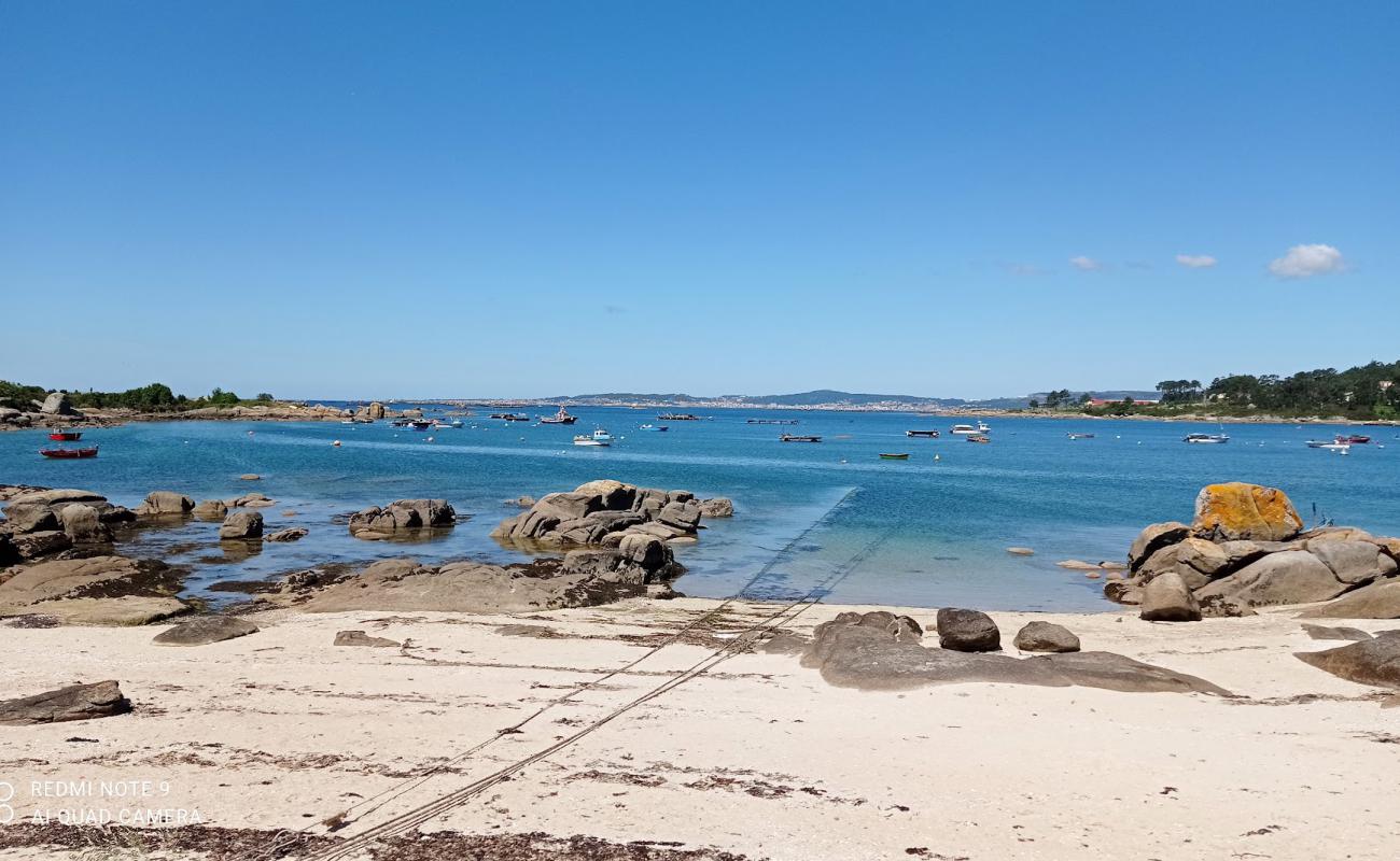 Photo de Praia Abilleira avec sable lumineux de surface