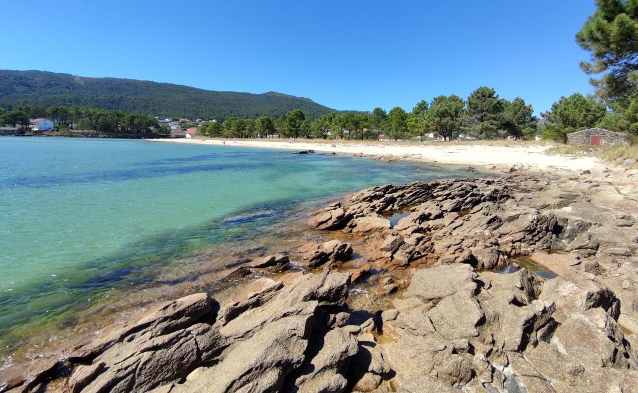 Photo de Praia de Bornalle avec sable beige de surface