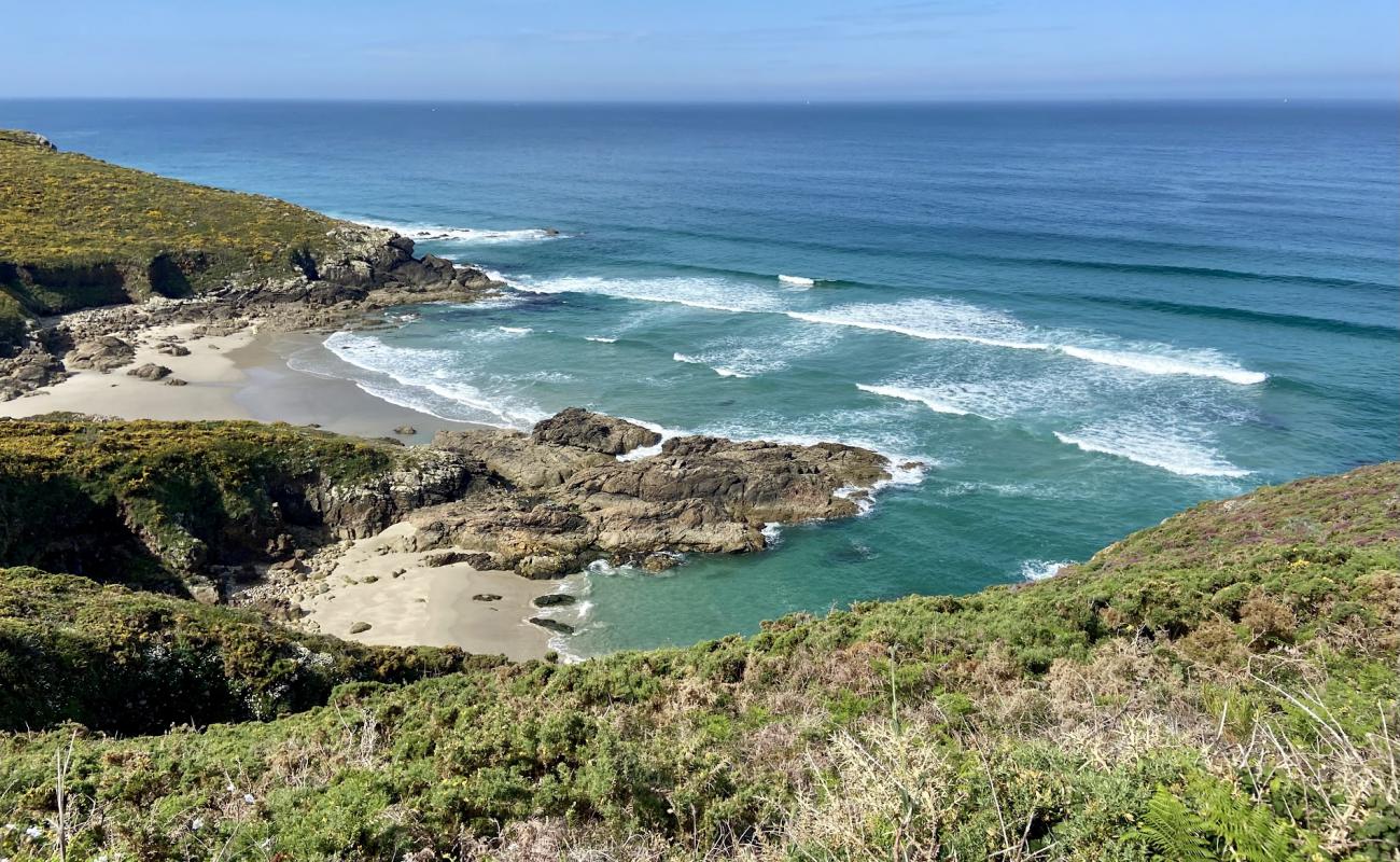 Photo de Praia de Area Grande avec sable beige de surface