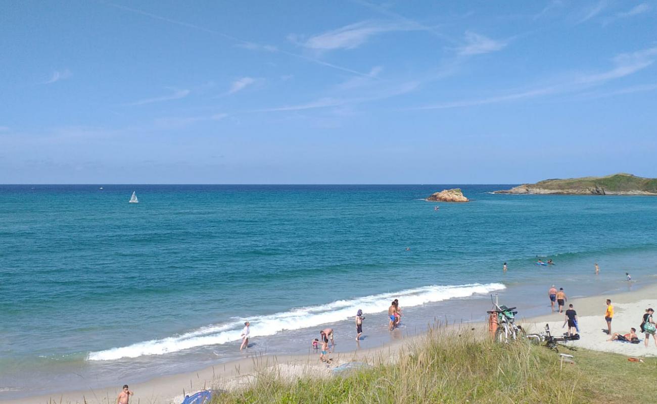 Photo de Praia do Altar avec sable beige de surface
