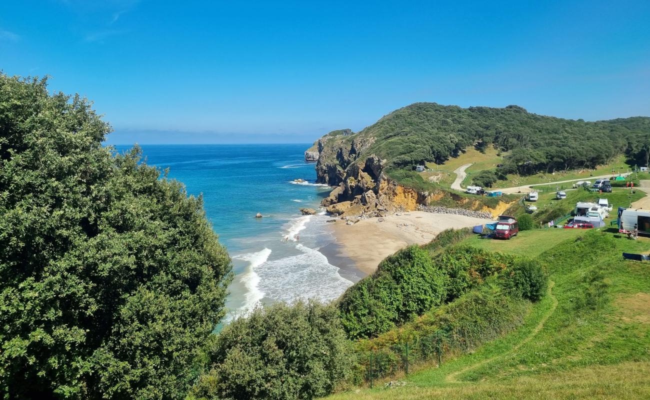 Photo de Playa de las Arenas avec galets beige de surface