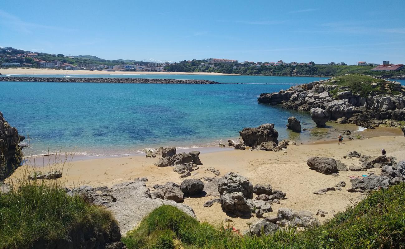 Photo de Playa del Huevo Frito avec sable beige de surface