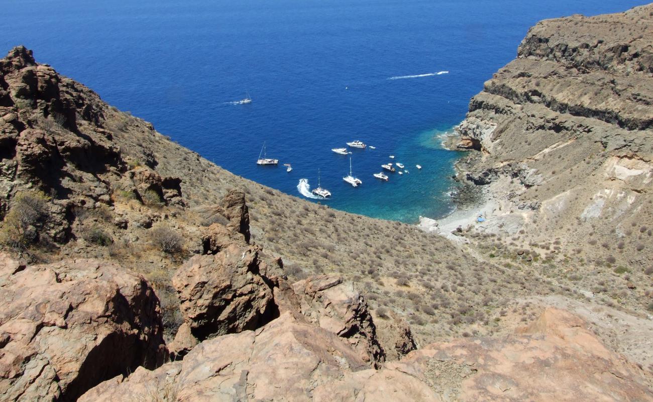 Photo de Playa Perchel avec terrain rocheux de surface