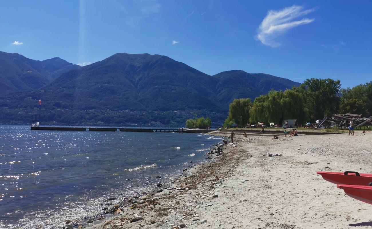 Photo de Lido Locarno avec herbe de surface