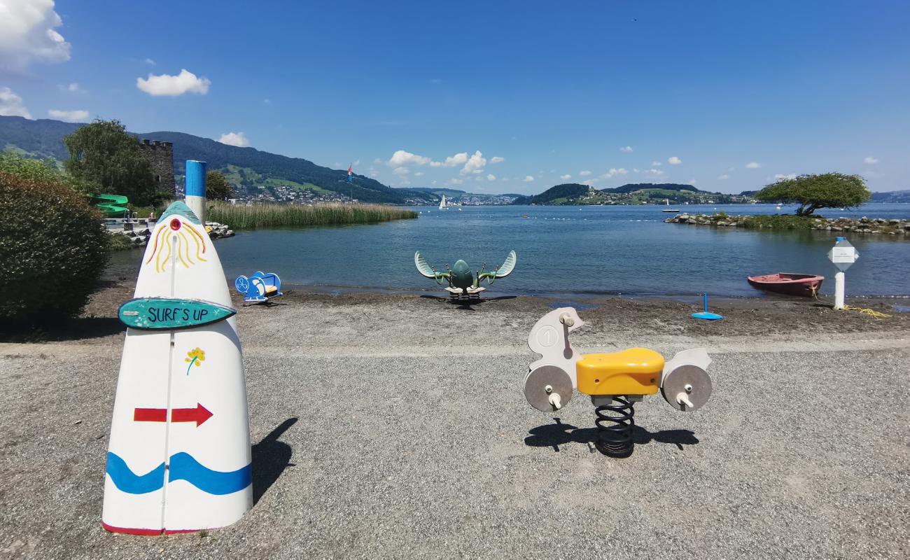 Photo de Plage de Stansstad avec caillou fin gris de surface