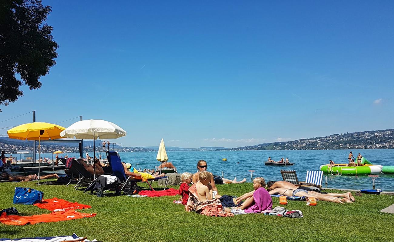 Photo de Strandbad Kapfnach avec béton de surface