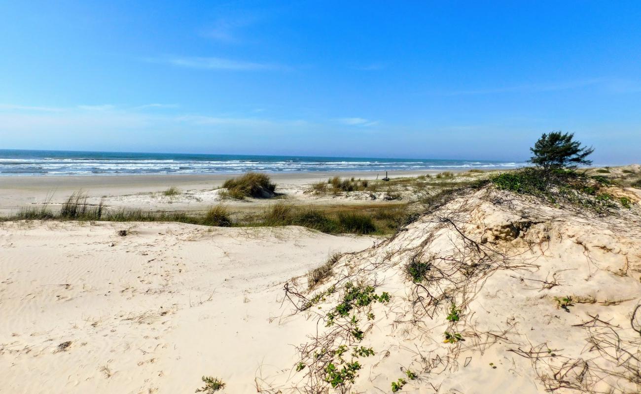 Photo de Plage de Curumim avec sable fin et lumineux de surface