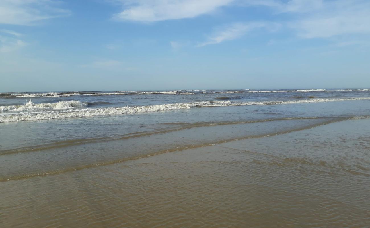 Photo de Praia de Golfino avec sable beige fin de surface