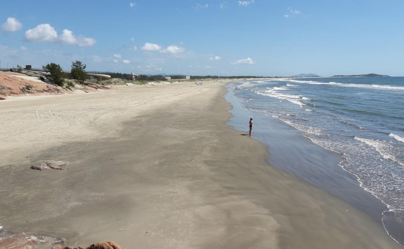 Photo de Praia do Iro avec sable beige de surface