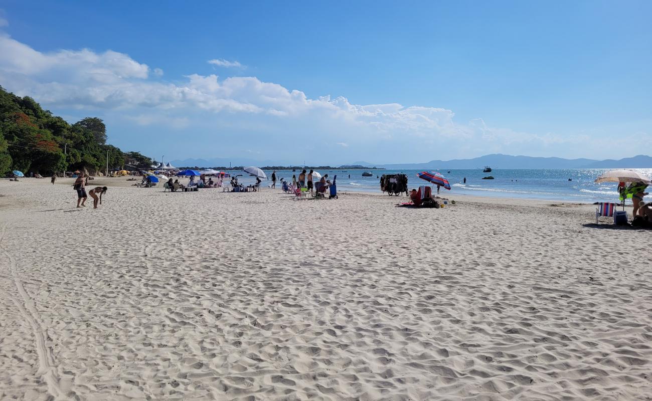 Photo de Praia do Forte avec sable beige fin de surface