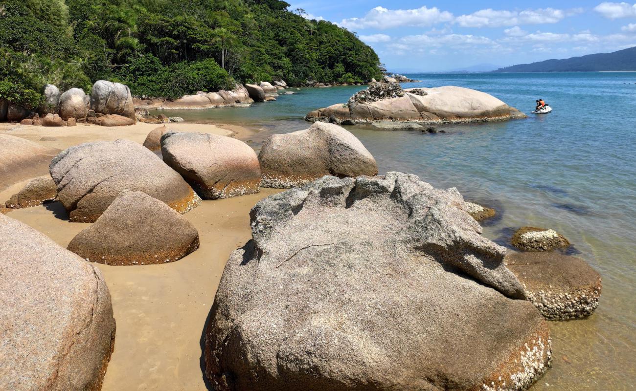 Photo de Praia da Aguada avec sable beige de surface