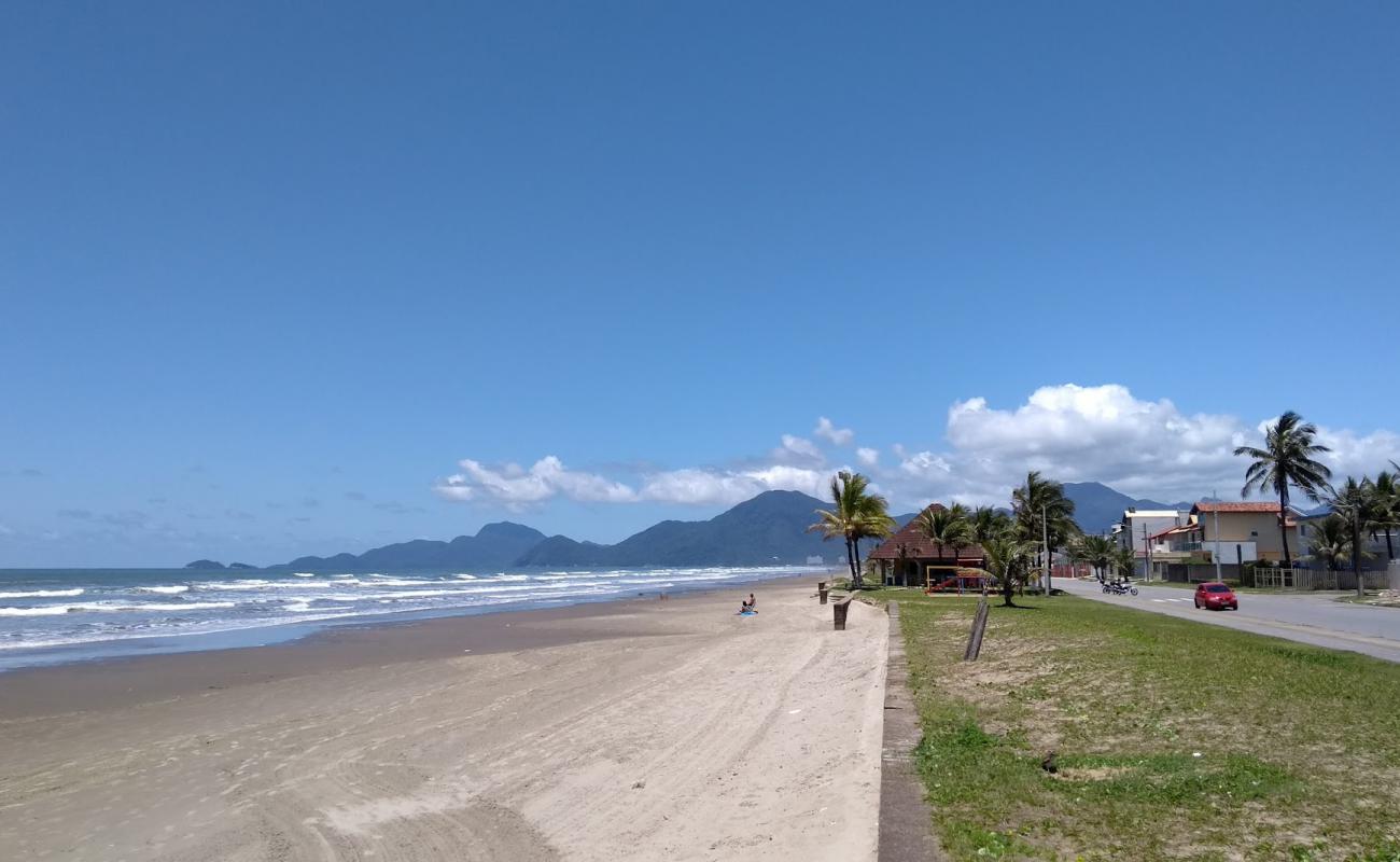 Photo de Plage Balnearia Belmira Novaes avec sable fin et lumineux de surface