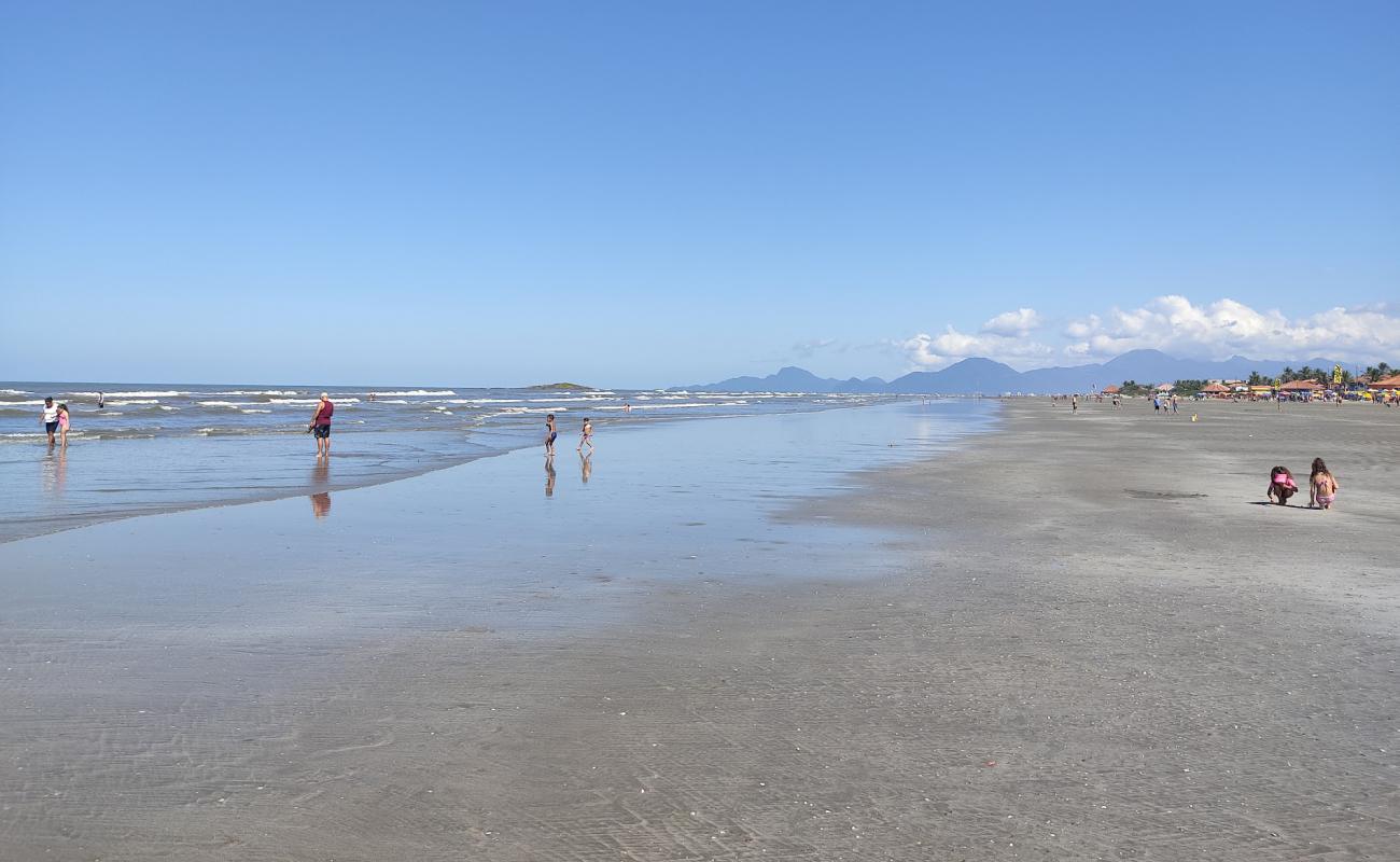 Photo de Plage des Gaivotas avec sable fin et lumineux de surface