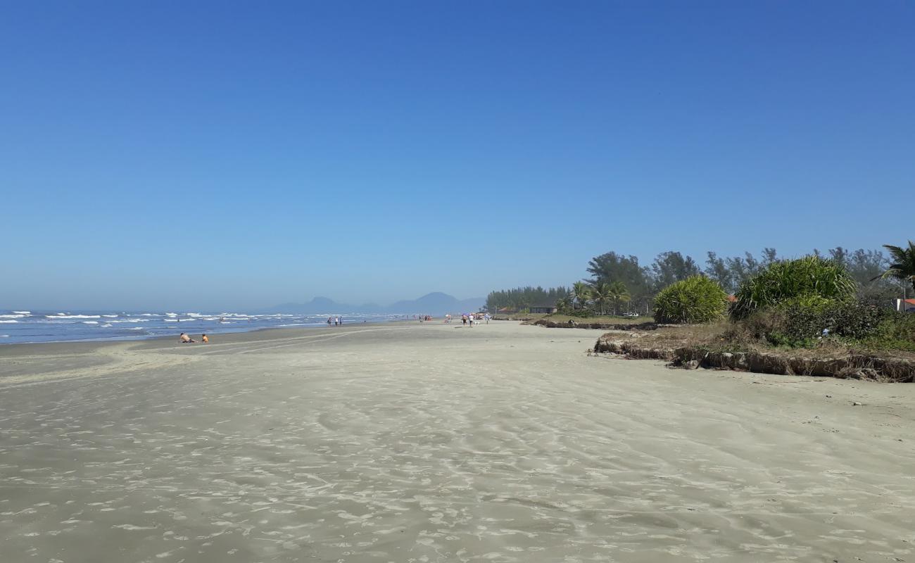 Photo de Plage de Bopiranga avec sable fin et lumineux de surface